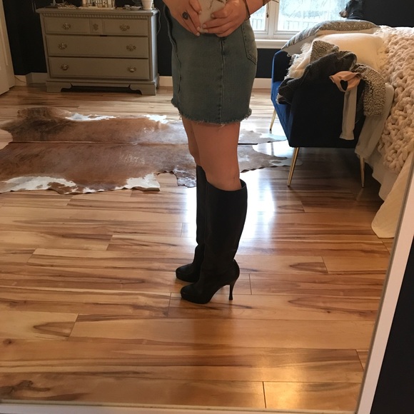 BCBG knee high boots - Picture 6 of 6